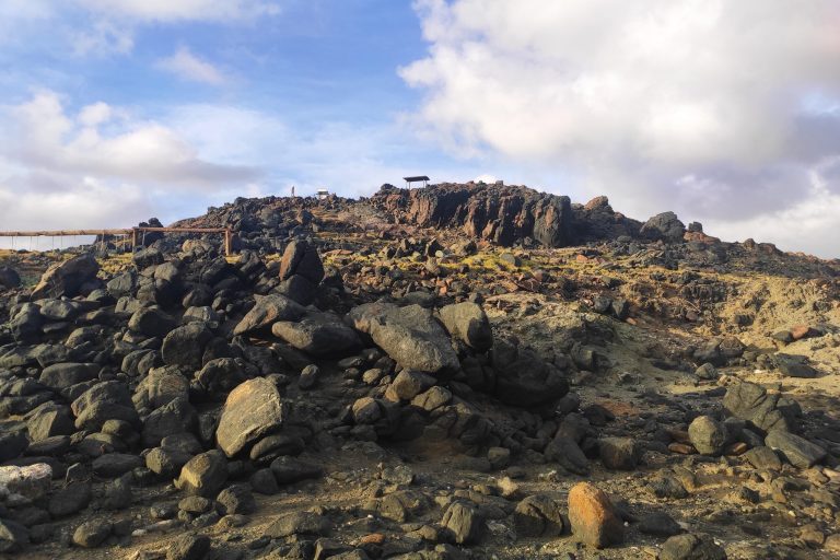 Vulcanic rock formations near Aruba's Natural Pool (Conchi)